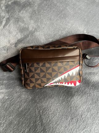 Bolso de hombro hombre estampado