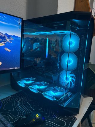 PC Gamer Negro y Azul