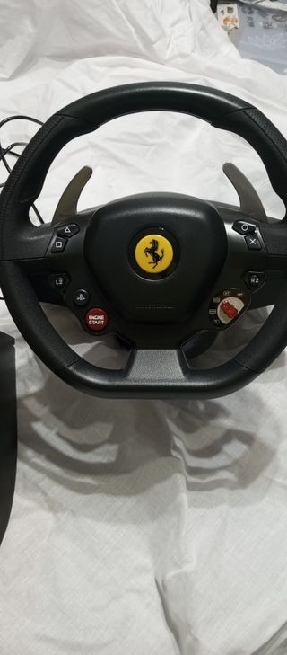 Volante Ferrari PS4 y PS5