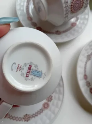 Juego 5 Tazas y Platos Pontesa