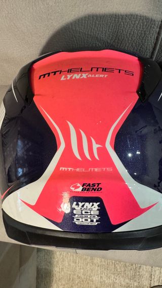 Casco MT Talla M Rosa y Negro