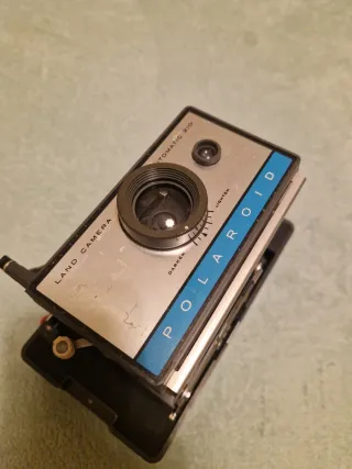 Câmaras Polaroid e Mamiya 645