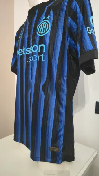 Maglia Inter Lautaro 10 Thuram 9 2025/2026 Home