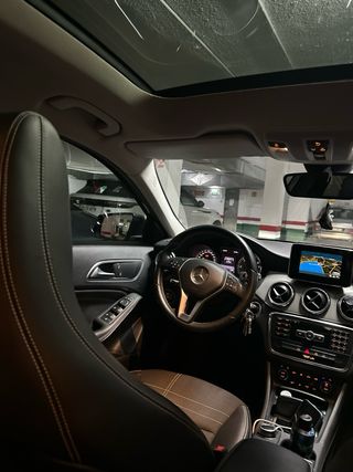 Mercedes-Benz GLA 2015