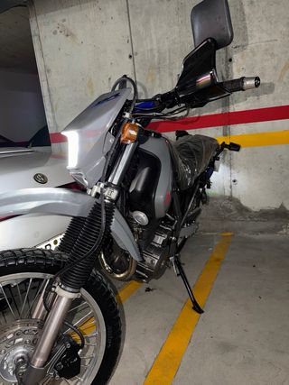Suzuki DR 650 acepto cambios