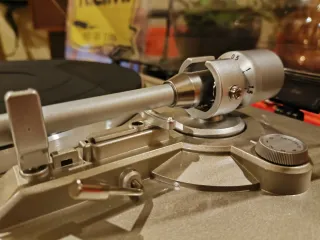 Tocadiscos Denon DP-300F Plata..