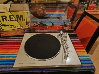 Tocadiscos Denon DP-300F Plata..