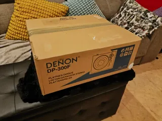 Tocadiscos Denon DP-300F Plata..