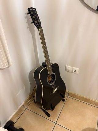 Guitarra Acústica Harley Benton Negra + Soporte