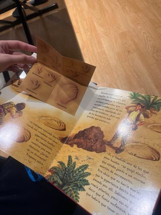 Los dinosaurios (Viaja A La Época De...) (Spani...