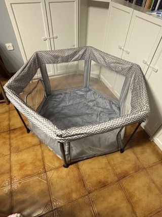 Parque infantil hexagonal 120x120 con puerta