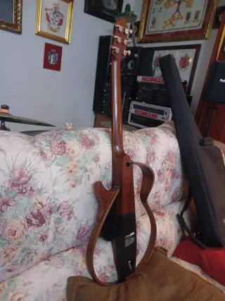 Yamaha Silent Guitarra Acustica