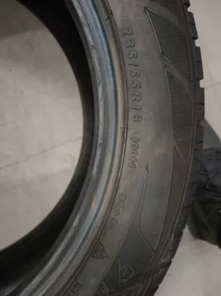 4 Neumáticos Invierno Dunlop 235/55R18 100H
