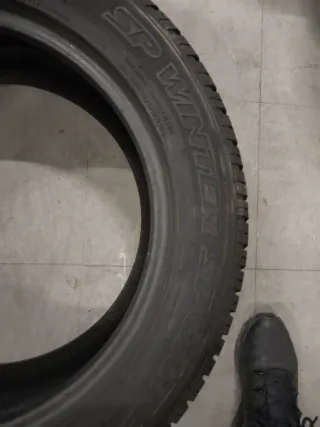 4 Neumáticos Invierno Dunlop 235/55R18 100H