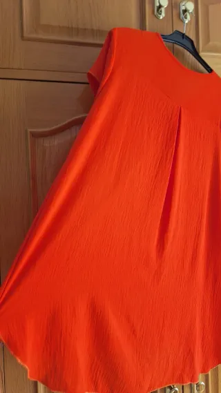 Blusa naranja talla única