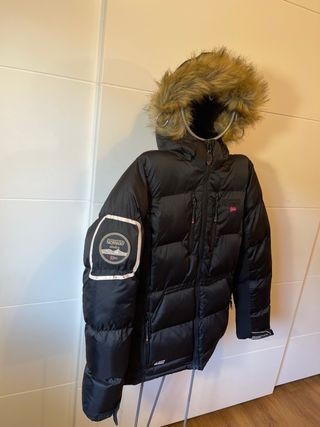 Abrigo Geographical Norway Negro