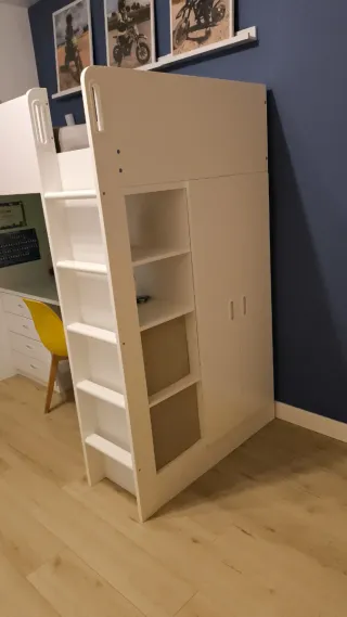 Cama Alta Ikea con Escritorio Blanco