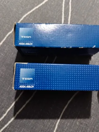 2 Cilindros de Segurança Tesa Novos
