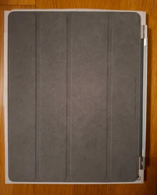 Apple Smart Cover. Cubierta protectora iPad.