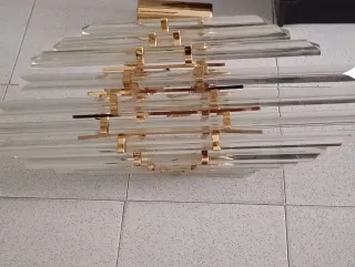 Lámpara de dormitorio cristal y metal dorado