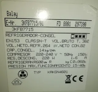 Cajones y estantes nevera Balay 3KFB7715