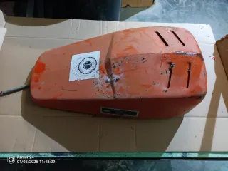Tapa de motor Naranja