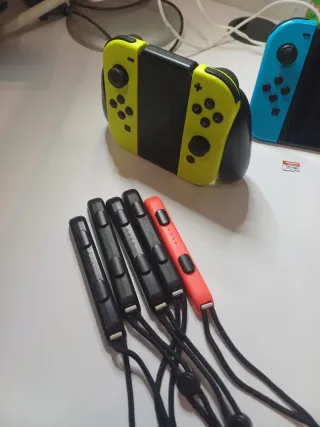 Nintendo Switch+4 Joy-Con sin drift+128 GB+4 juego