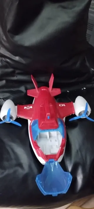 Avião Patrulha Pata Vermelho e Azul