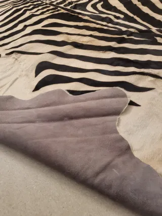 Tappeto pelle zebra beige/nero