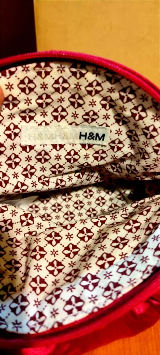 Bolsito fucsia H&M