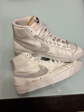 Zapatillas Nike Blazer Blancas y Amarillas