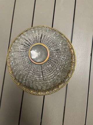 Lámpara de cristal y metal dorada