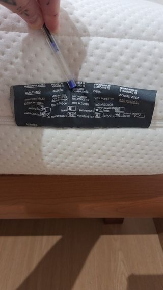 Cama con somier y colchón