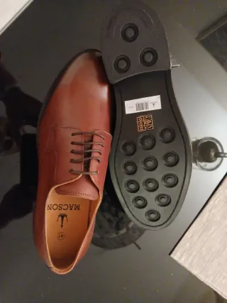 Zapatos de piel marrones