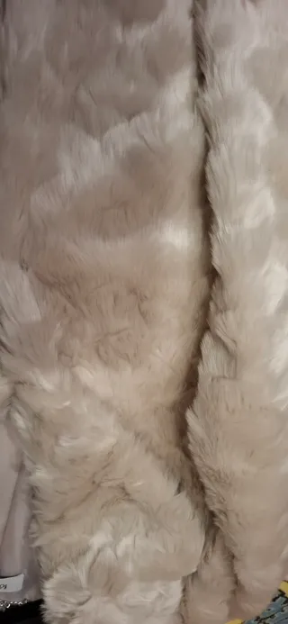 Abrigo pelo blanco roto Formula Joven.Corte Ingles