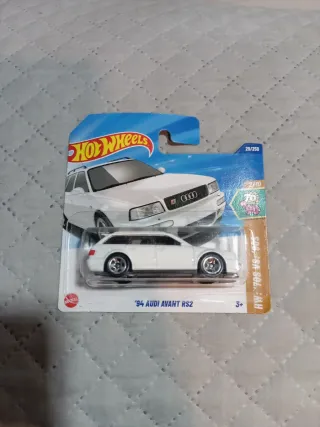 Hot Wheels '94 Audi Avant RS2