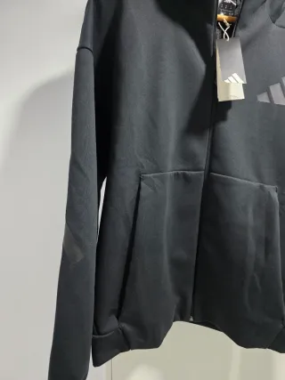 Chaqueta Adidas Z.N.E. con capucha