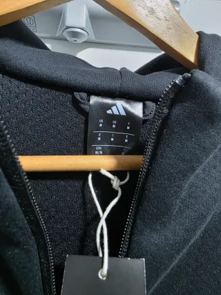 Chaqueta Adidas Z.N.E. con capucha