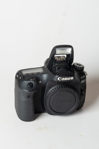 Canon EOS 80D Cámara Réflex Digital. 500 disparos.