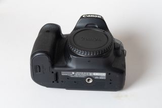 Canon EOS 80D Cámara Réflex Digital. 500 disparos.