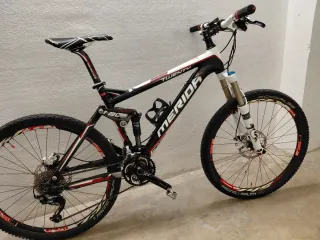 Bicicleta Merida 26.5 Full Suspension