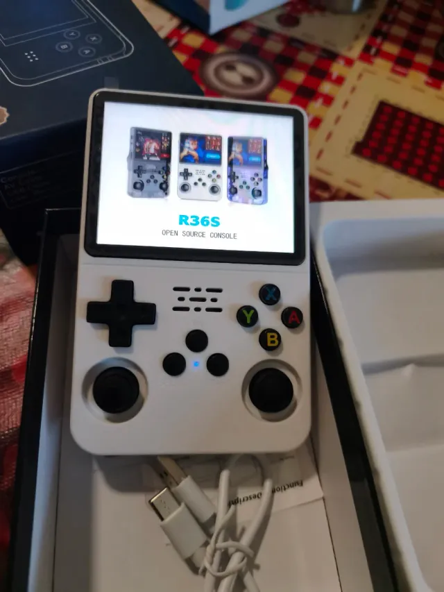 Consola de Juegos Portátil Blanca 20 Mil