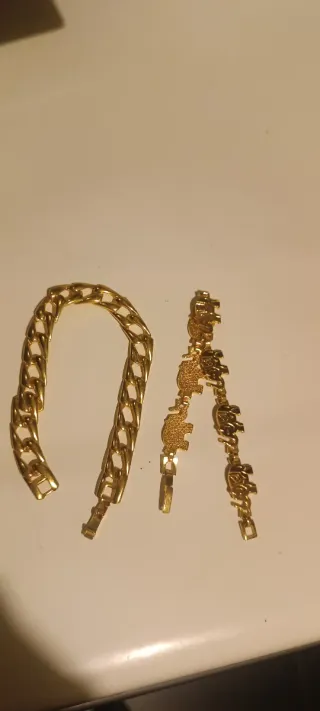 Pulsera chapada en oro con elefantes
