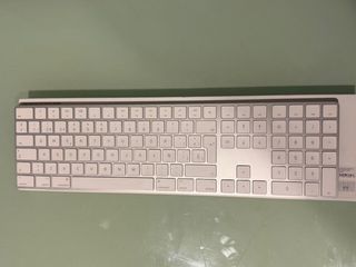 Apple Magic Keyboard Plata/Blanco
