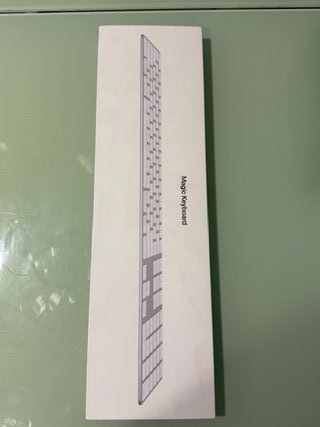 Apple Magic Keyboard Plata/Blanco