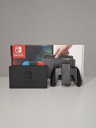 COMPLETA Nintendo Switch V2 Azul y Roja