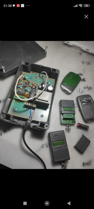 Riparazione di schede elettroniche per lavatrici, frigoriferi e altro