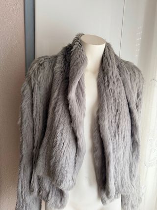 Chaqueta de pelo gris