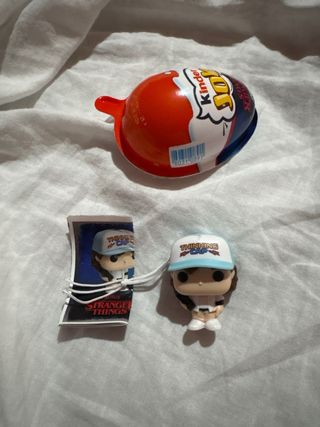 2 Dustin Funko Pop Stranger Things