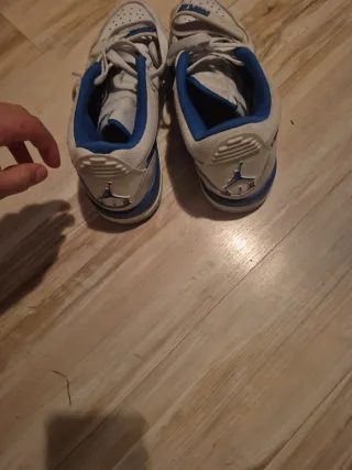 Zapatillas Nike Blancas y Azules